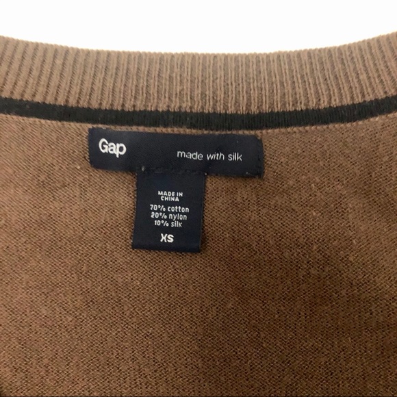 Gap V-Neck Cardigan - Picture 5 of 7